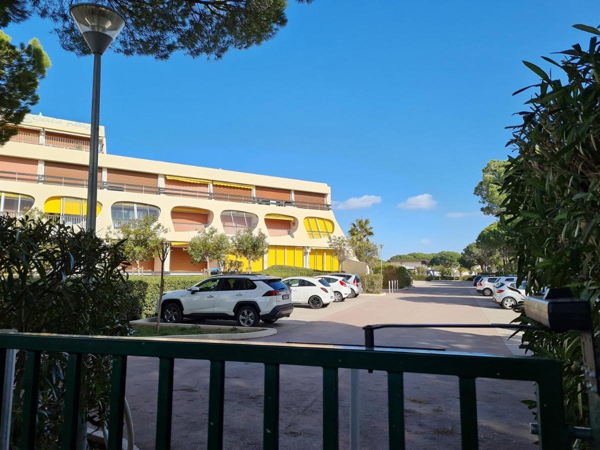 Apartment 261 Escale